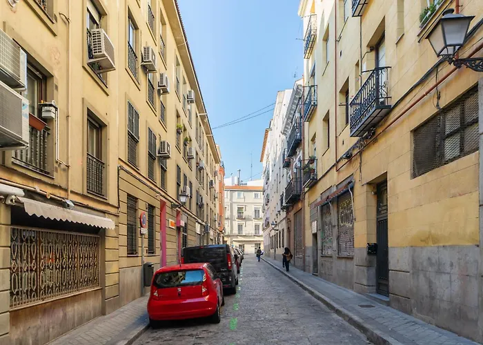 Atico Con Terraza En Lavapies Alquiler Temporal
